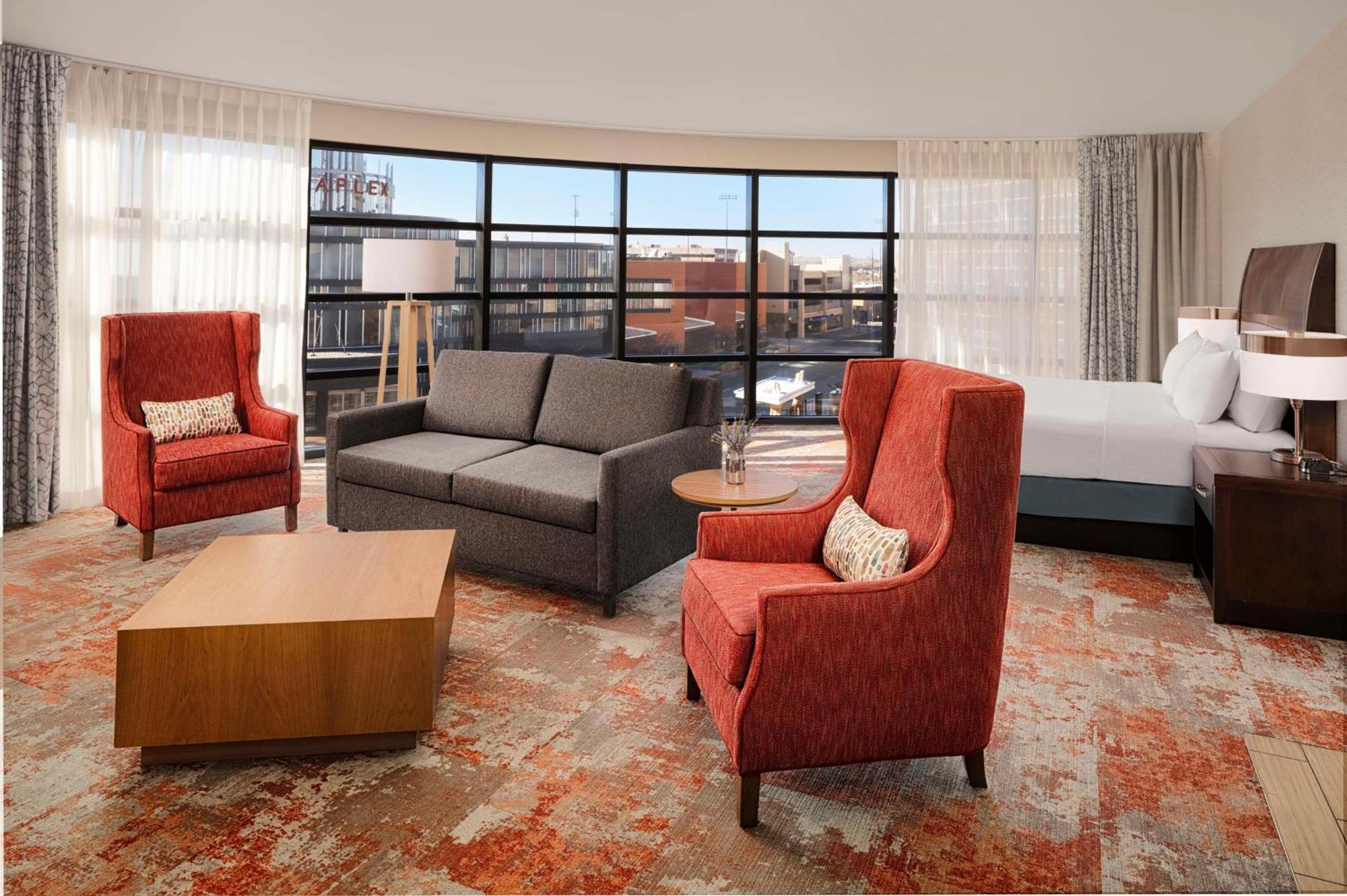 Hilton Garden Inn Όγκντεν Εξωτερικό φωτογραφία